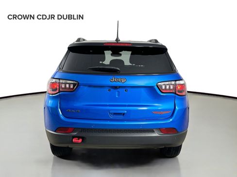 Used 2024 Jeep Compass Trailhawk AWD/4WD image 6