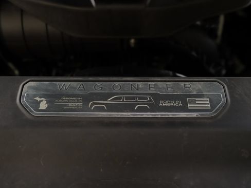 Used 2024 Jeep Grand Wagoneer Series II w/ Quick Order Packagew 28T AWD/4WD image 57