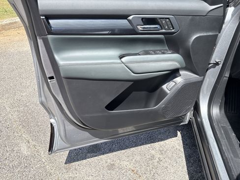 New 2026 GMC Terrain AT4 w/ Convenience Package III AWD/4WD image 10