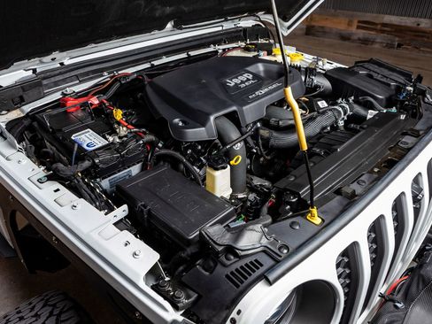 Used 2021 Jeep Gladiator Rubicon image 41