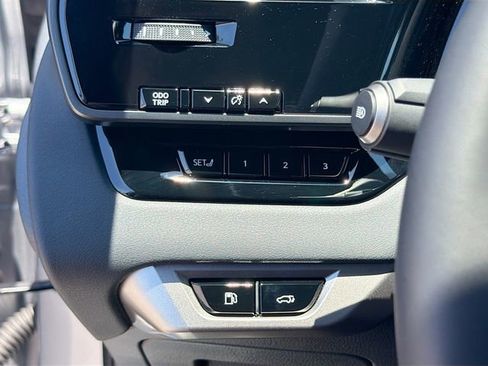 New 2026 Lexus RX 450h AWD image 37