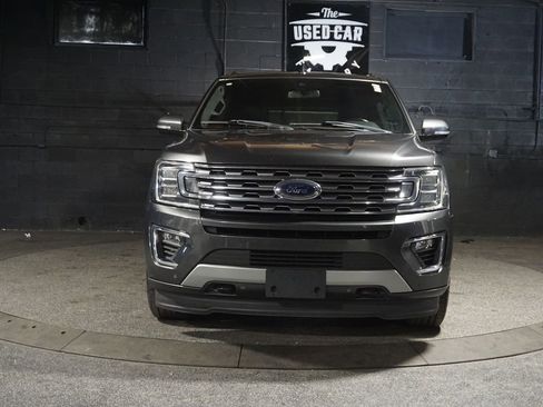 Used 2019 Ford Expedition Max Limited w/ Equipment Group 301A AWD/4WD image 8
