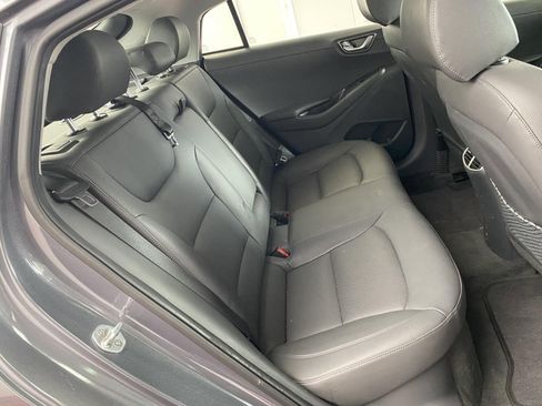 Used 2020 Hyundai Ioniq Limited image 10