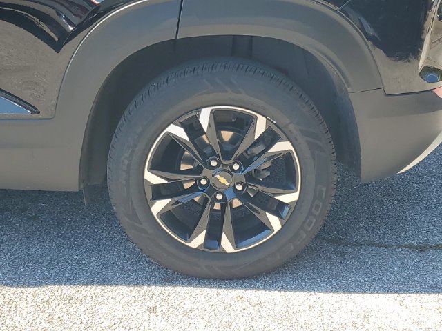 Used 2022 Chevrolet TrailBlazer LT w/ Convenience Package FWD image 32