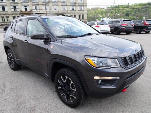 Used 2020 Jeep Compass Trailhawk AWD/4WD image 4