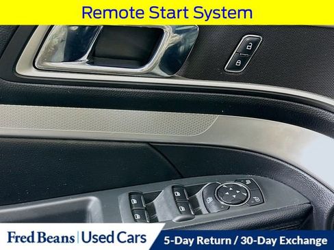 Certified 2017 Ford Explorer XLT w/ Equipment Group 202A image 22