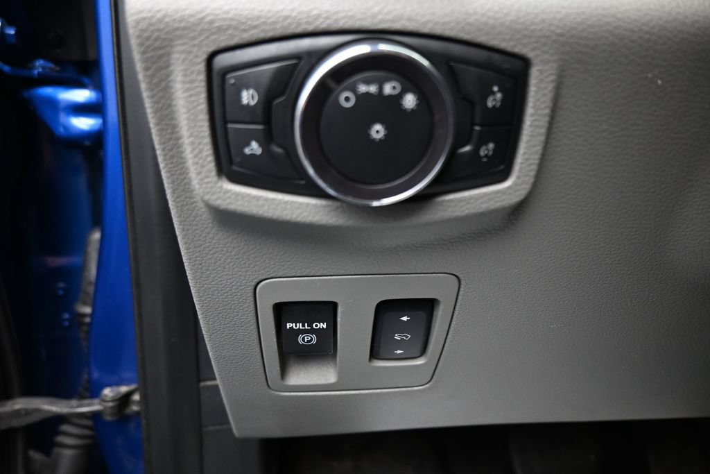 Used 2018 Ford F150 XLT w/ Equipment Group 302A Luxury AWD/4WD image 12