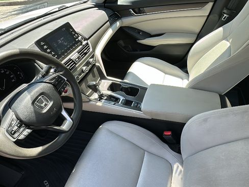 Used 2018 Honda Accord LX image 20