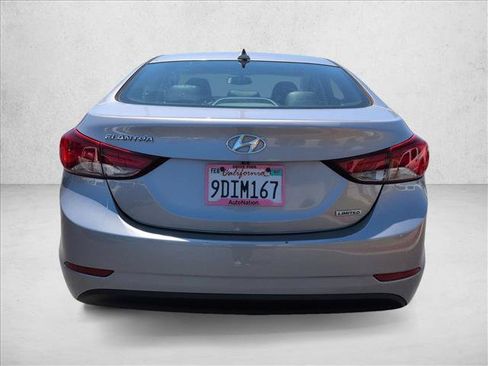 Used 2015 Hyundai Elantra Limited w/ Option Group 05 FWD image 7