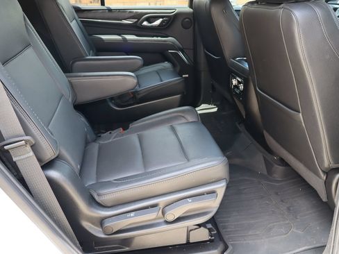 Used 2023 GMC Yukon Denali RWD image 19