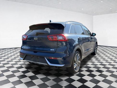 Used 2018 Kia Niro Touring FWD image 4