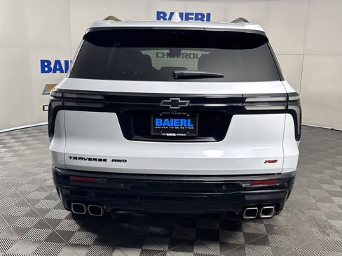 Certified 2026 Chevrolet Traverse RS w/ LPO, Floor Liner Package image 4