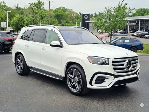 New 2026 Mercedes-Benz GLS 450 4MATIC image 1