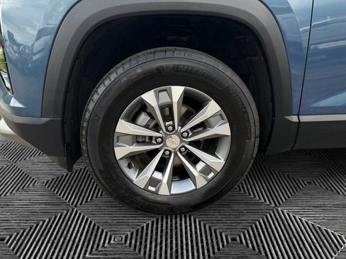 Used 2025 Chevrolet Equinox LT w/ Convenience Package II AWD/4WD image 15