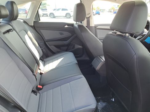 New 2025 Volkswagen Jetta SE image 12