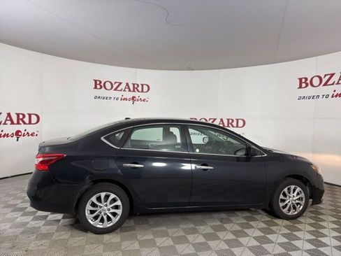 Used 2019 Nissan Sentra SV image 9