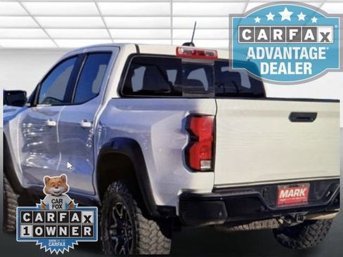 Used 2024 Chevrolet Colorado ZR2 w/ ZR2 Convenience Package III image 2