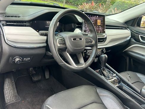 Used 2022 Jeep Compass Limited w/ Elite Group image 41