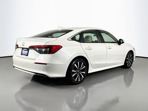 Certified 2024 Honda Civic EX image 5