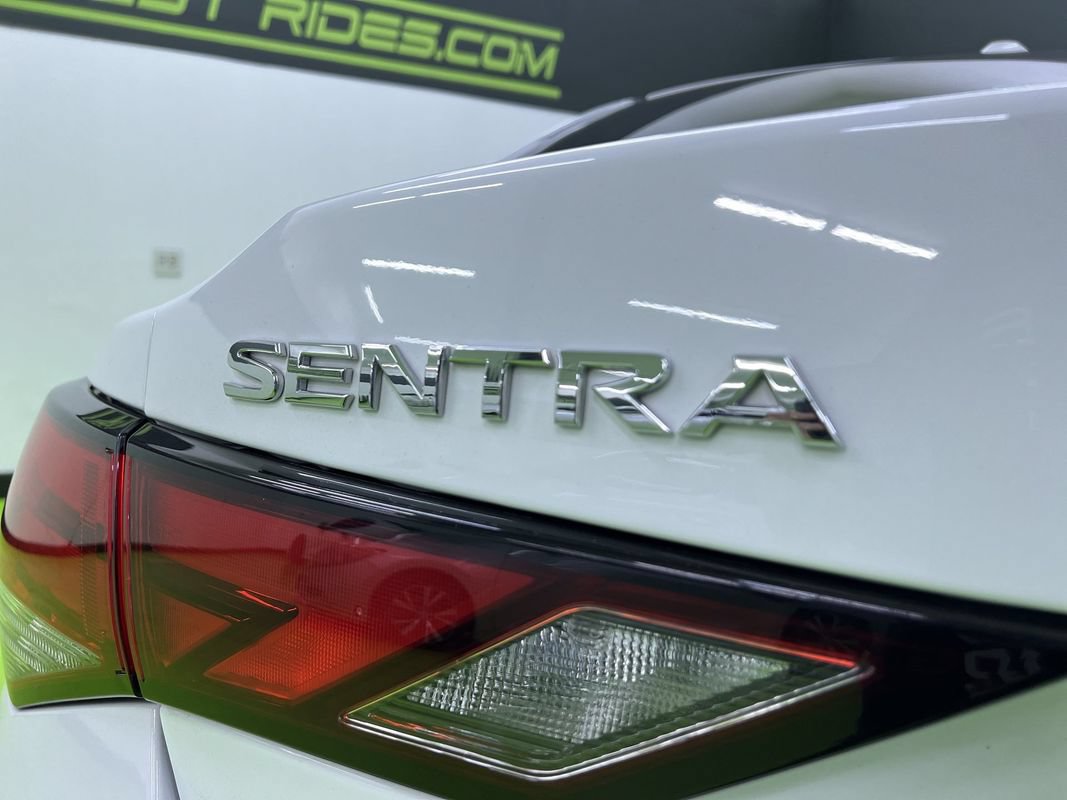 Used 2020 Nissan Sentra SV FWD image 12