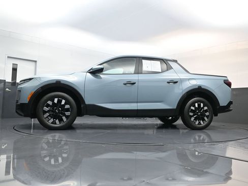 Used 2025 Hyundai Santa Cruz SE image 26