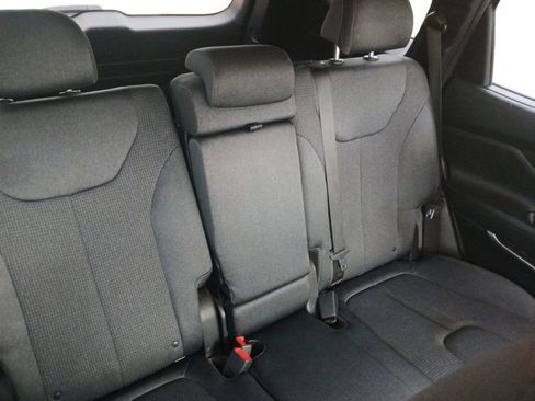 Used 2020 Hyundai Santa Fe SEL w/ Convenience Package image 17