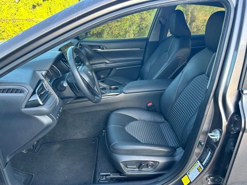 Used 2024 Toyota Camry SE w/ Convenience Package FWD image 14