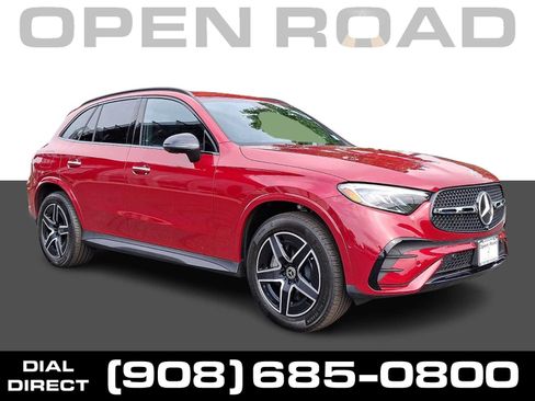 Used 2026 Mercedes-Benz GLC 300 4MATIC image 1