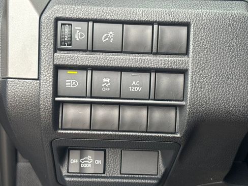 Used 2024 Toyota Tacoma TRD Sport w/ TRD Sport Upgrade Package image 22