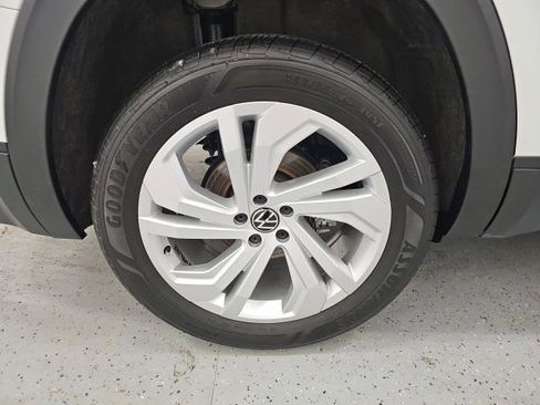 Used 2023 Volkswagen Atlas SE FWD image 8
