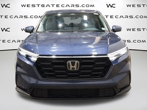 Used 2023 Honda CR-V LX image 4