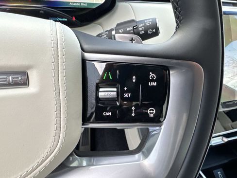 New 2026 Land Rover Range Rover Long Wheelbase SE image 30