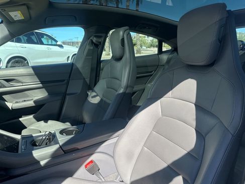 Used 2023 Porsche Taycan 4S image 9
