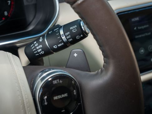 Used 2021 Land Rover Range Rover Westminster Edition image 36