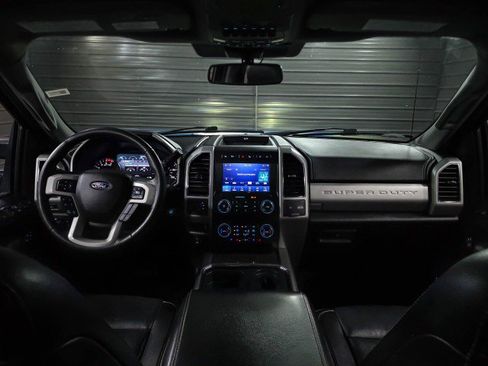 Used 2021 Ford F350 Lariat w/ Tremor Off-Road Package image 15