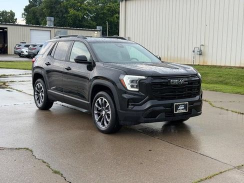 Used 2026 GMC Terrain Elevation w/ Elevation Premium Package AWD/4WD image 1