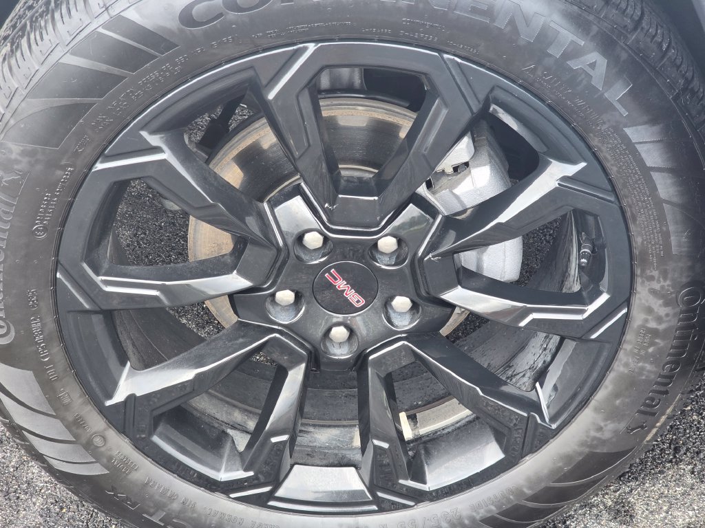 Used 2026 GMC Terrain Elevation w/ Elevation Premium Package AWD/4WD image 9