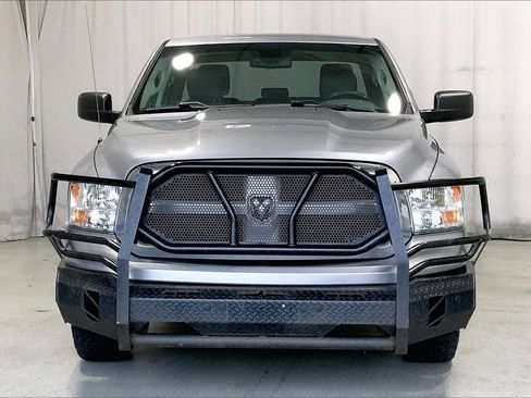 Used 2019 RAM 1500 Tradesman w/ Chrome Appearance Group image 2