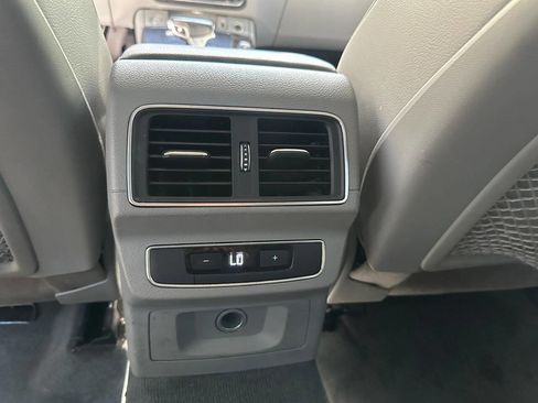 Used 2019 Audi Q5 2.0T Premium image 25