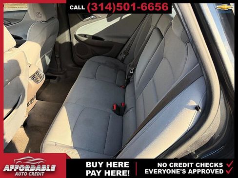 Used 2016 Chevrolet Malibu LT image 11