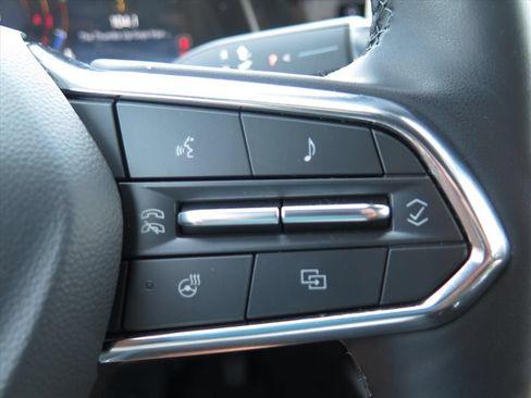 Used 2026 Chevrolet Equinox LT w/ Convenience Package II FWD image 14