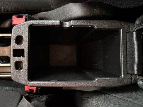 Used 2022 Jeep Renegade Sport image 28