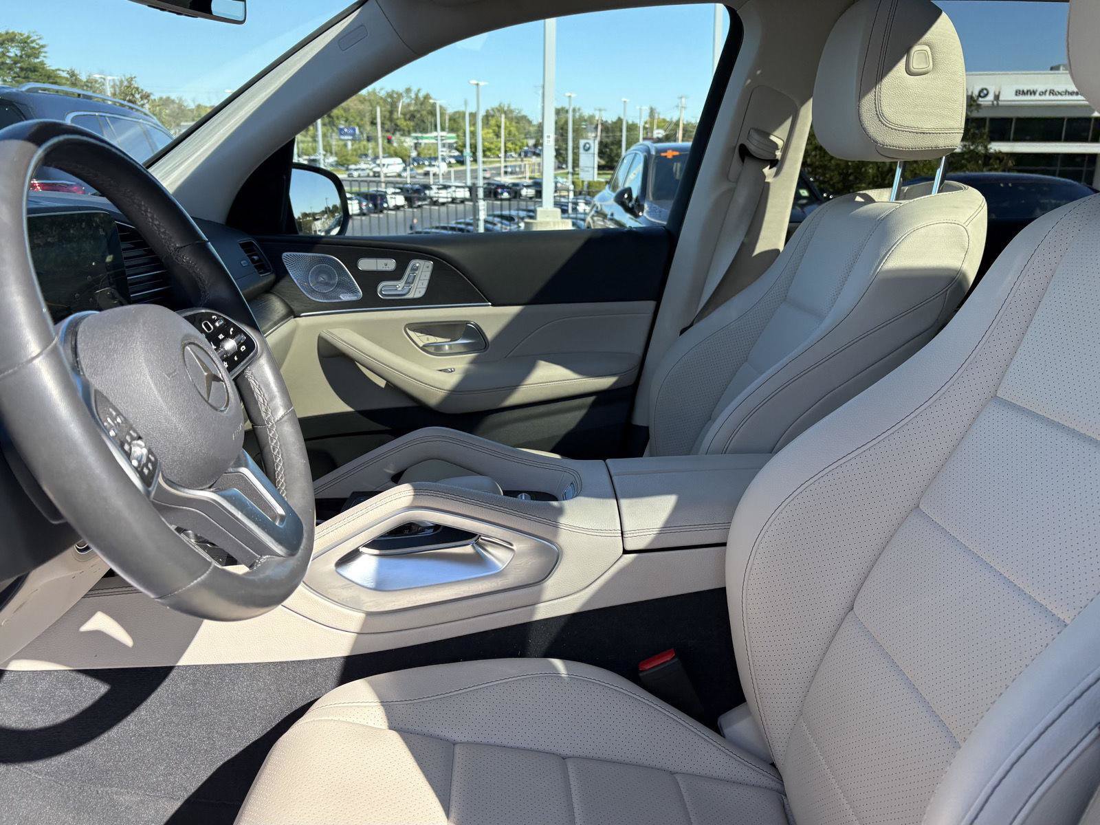 Used 2020 Mercedes-Benz GLS 450 4MATIC image 7