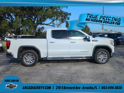 Used 2022 GMC Sierra 1500 SLT w/ SLT Premium Plus Package AWD/4WD image 3