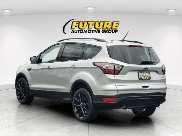 Used 2017 Ford Escape Titanium AWD/4WD image 7