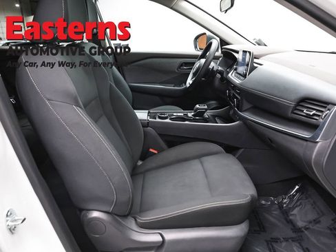 Used 2023 Nissan Rogue S AWD/4WD image 25