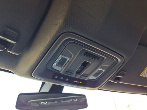 Used 2021 Chevrolet Silverado 1500 LT w/ Texas Edition Plus RWD image 8