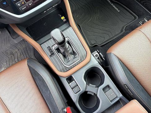 Used 2025 Subaru Forester Touring w/ Touring Package image 15