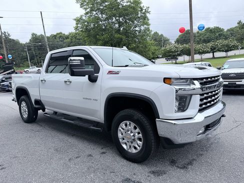 Used 2023 Chevrolet Silverado 2500 LTZ w/ Gooseneck/5TH Wheel Package AWD/4WD image 2