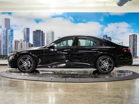 Used 2026 Mercedes-Benz E 350 4MATIC Sedan image 6